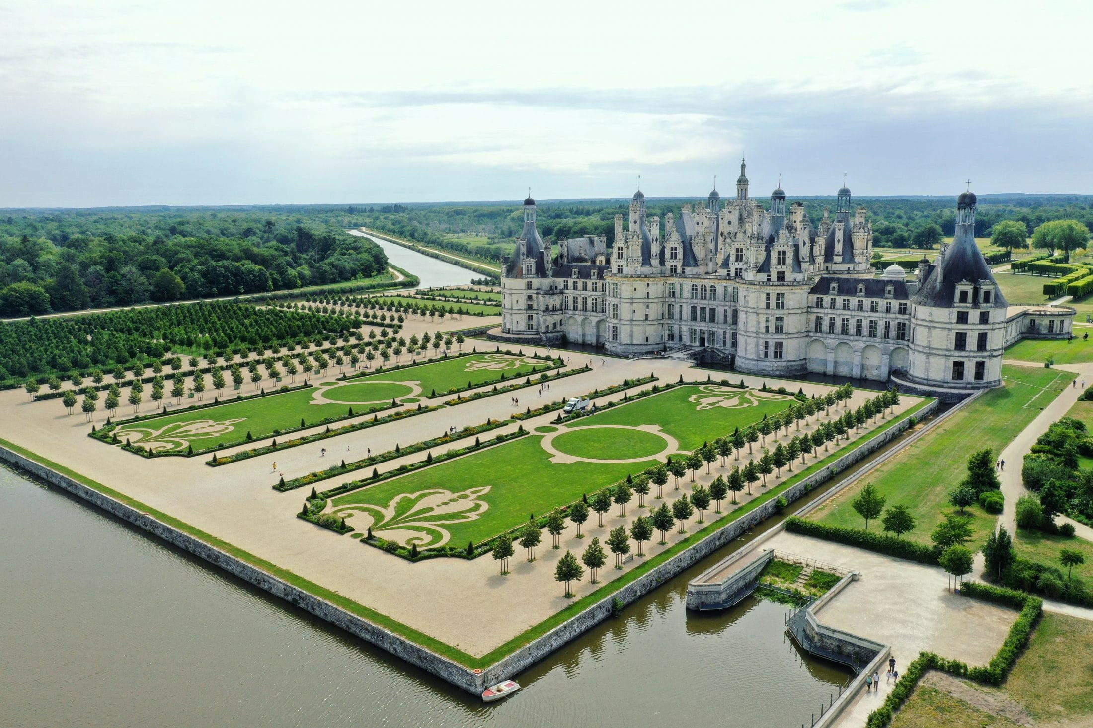 Chambord: Castle Entry Billet - Spring over linjen